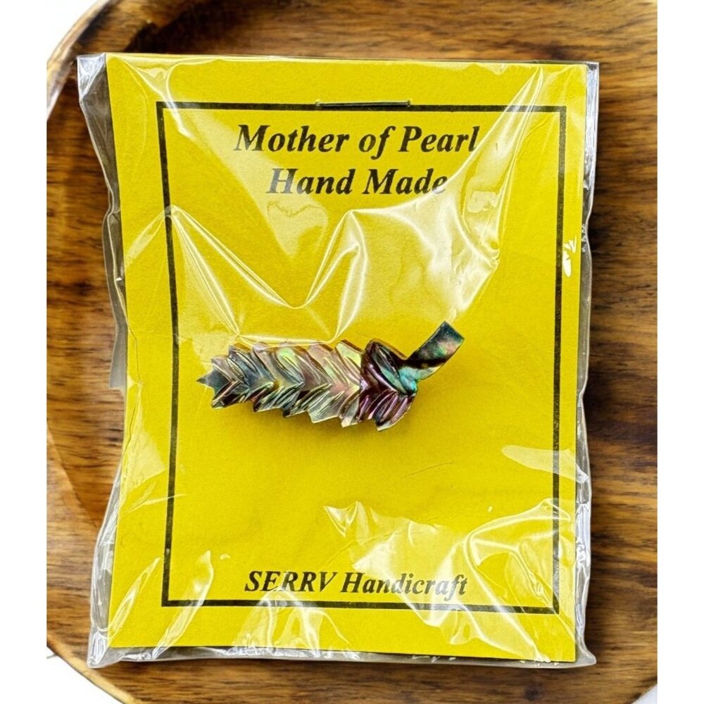 Vintage Mother of Pearl Handcrafted Leaf Pin Brooch Serrv Handicraft West Bank